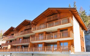 Exterior - Outside : Modern apartment  for 5 people, balcony-terrace, beautiful south view, located at tne entr (St-Luc)