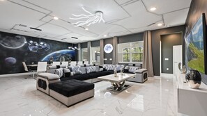 Offices - Minions, Star Wars, & Frozen-Themed Family Retreat (Kissimmee)