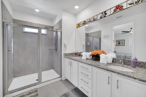 Shower, hair dryer, towels - Amped at Reunion | 4BR Home w Private Pool, Theater, Themed Kids' Room, and Arcade Near Disney (Kissimmee)