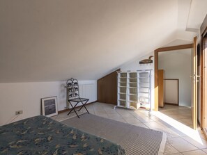 4 間睡房、可攜式嬰兒床、免費 Wi-Fi