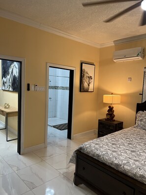 2 Schlafzimmer, Schreibtisch, WLAN, Bettwäsche