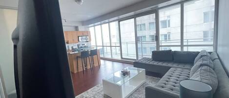 Televisión y oficina