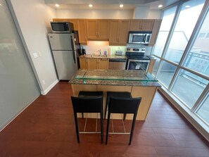 Refrigerador y horno