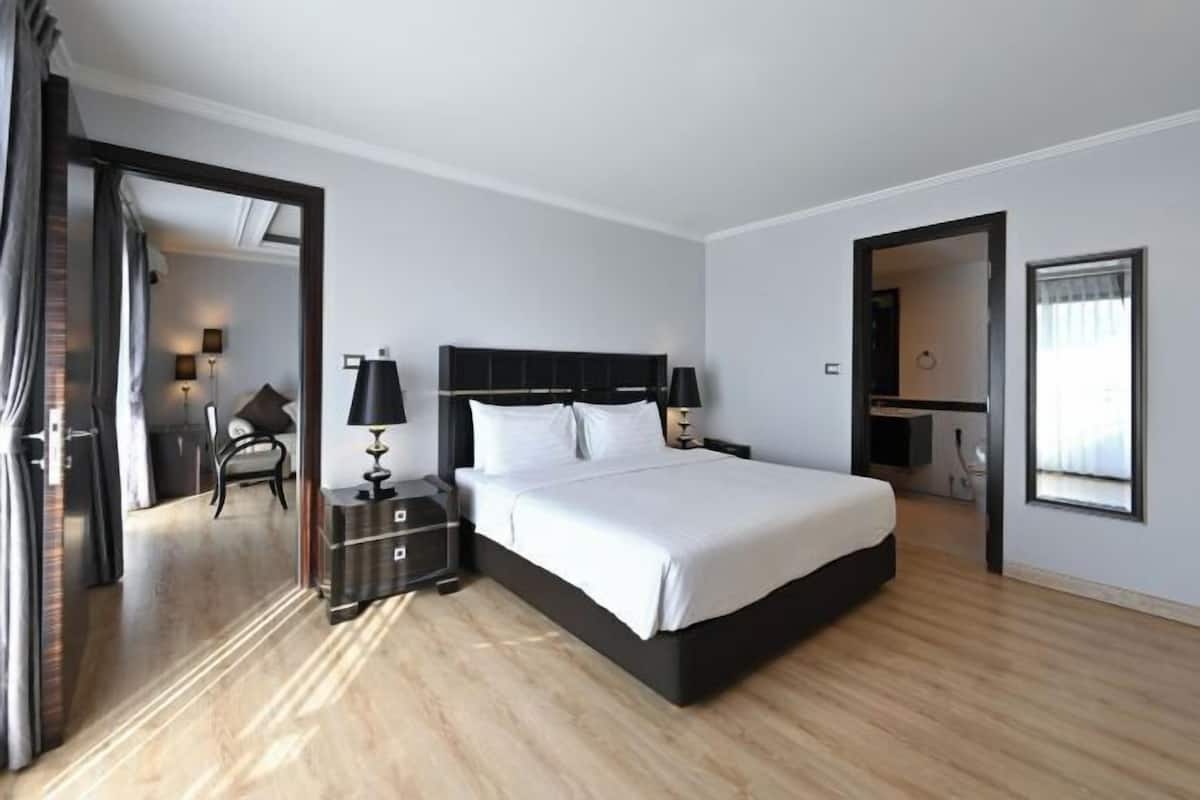 1 Schlafzimmer, Zimmersafe, individuell dekoriert
