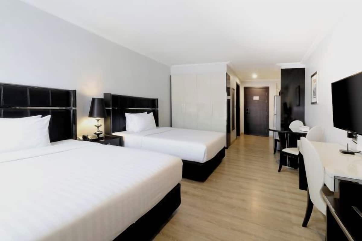1 Schlafzimmer, Zimmersafe, individuell dekoriert
