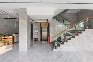 Unclassified image, 3 of 31, button - Boli Hotel Guangzhou (Guangzhou)