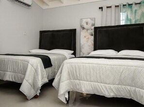 2 bedrooms, in-room safe, iron/ironing board, free WiFi