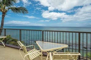 Property grounds -  NO PARKING & RESORT FEE IN WEST MAUI WITH AMAZING OCEAN VIEW CONDO (Lahaina)