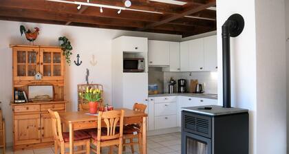 Achter n Diek - cozy vacation house in the Vosseslag