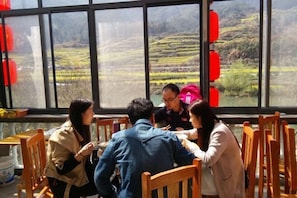Nhà hàng