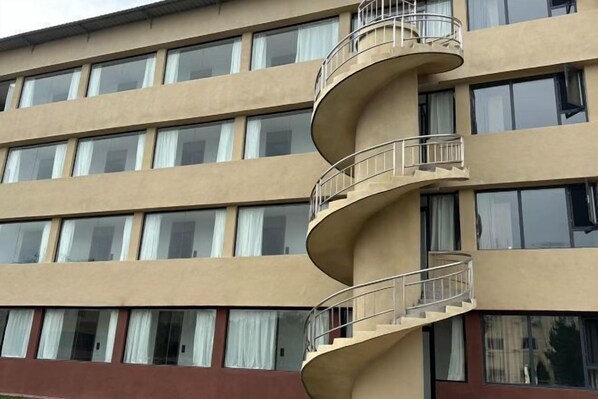 Exterior - Longshangong Hotel (Taihu County)