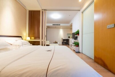 Sunny International Apartment