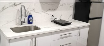 Simple & Tidy Private Rm @ Basement