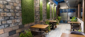 AVENUE Hotel Ballygunge
