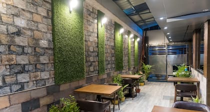 AVENUE Hotel Ballygunge