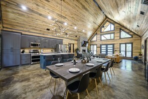 Dining - 2 Cabins Hot Tubs Slides Arcade Hypedome Retreat (Broken Bow)