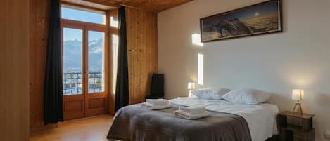 2 chambres, Wi-Fi gratuit, draps fournis