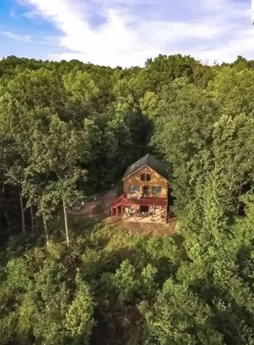 Pet Friendly Cabin with Amazing Views