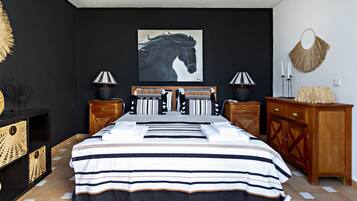 1 chambre, fer et planche à repasser, Wi-Fi gratuit, draps fournis