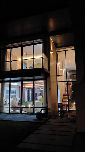 Front of property - Beachfront Villa in Danang Resort & Spa (Da Nang)
