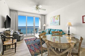 スマートテレビ、書斎 / ワークスペース