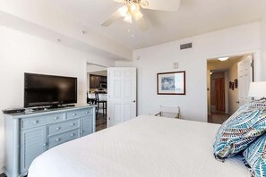 2 bedrooms, iron/ironing board, free WiFi, bed sheets - Seychelles - Beach Service Inlcuded in Season! (Panama City Beach)