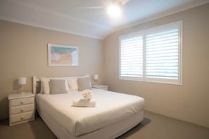 5 Schlafzimmer, Bügeleisen/Bügelbrett, WLAN, Bettwäsche