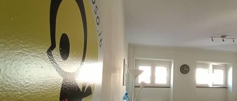 1 habitación, internet y ropa de cama