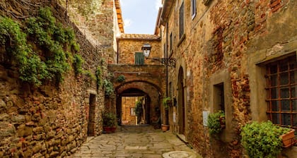 Apartment "Casa Pereta" with Private Terrace & Wi-Fi