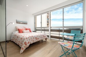 1 bedroom, iron/ironing board, free WiFi, bed sheets - Holiday Apartment 'Algarve' with Wi-Fi & Air Conditioning (Vilamoura)