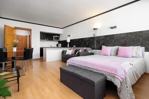 1 quarto, ferros/tábuas de passar roupa, Wi-Fi de cortesia