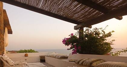 „Antico Dammuso Al Tramonto“ mit Meerblick und privatem Garten