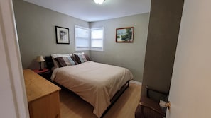 2 chambres, bureau, fer et planche à repasser, Wi-Fi gratuit