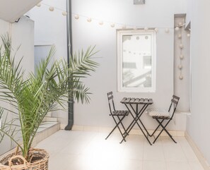 City Apartment | 1 bedroom, desk, free WiFi, bed sheets - L&B amphitheater apartments (Pula)