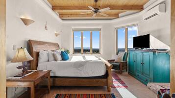 3 bedrooms, desk, iron/ironing board, travel cot