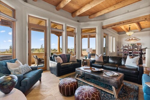 Ski Discounts! Sunset view with Hot tub, Game Room