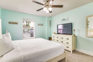 4 bedrooms, iron/ironing board, free WiFi, bed sheets
