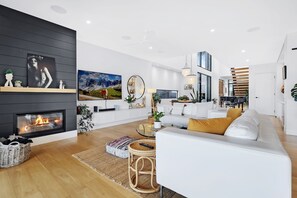 Smart TV, fireplace, stereo, computer monitors