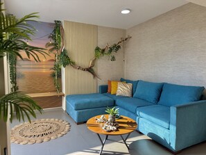 Smart TV - a 5 min de la playa/alberca privada by Gpsrentas (Mazatlán)