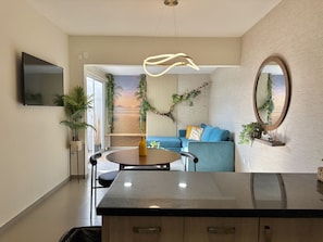 Interior - a 5 min de la playa/alberca privada by Gpsrentas (Mazatlán)