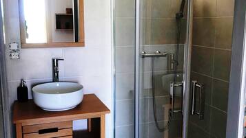 Hair dryer, towels, soap, shampoo