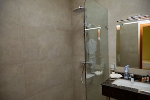 Habitació individual Deluxe | Minibar, escriptori i espai de treball apte per a portàtils