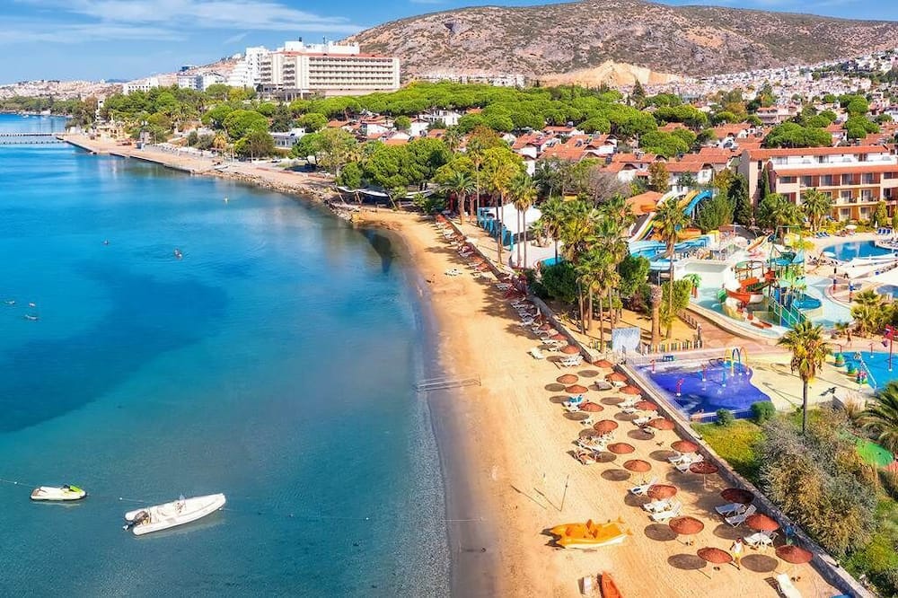 Eva Beach Hotel