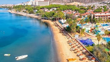 Private beach nearby, free beach shuttle, sun-loungers, beach umbrellas