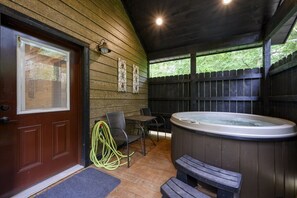 Bañera de hidromasaje exterior
