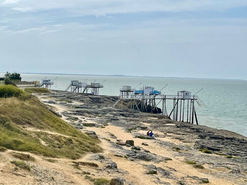 Charmant écolodge avec piscine et jacuzzi chauffés à l’année
