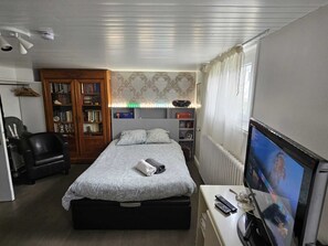 3 chambres, fer et planche Ă repasser, lit parapluie, Wi-Fi gratuit