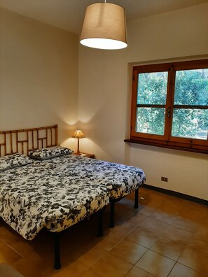 4 bedrooms, free WiFi, bed sheets