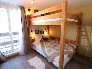 2 bedrooms, WiFi - Spacious Apartment 6 pers · Ski-in/Ski-out · South Balcony · Wifi (Tignes)