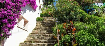 Cozy 2-Bed Apartment Near Banyuls Beach with Balcony and WiFi